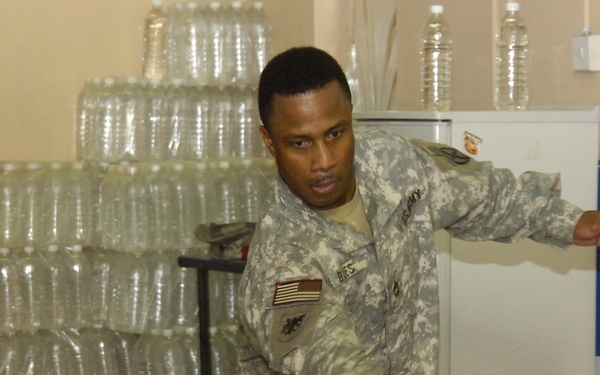 Soldier paddles for relaxation
