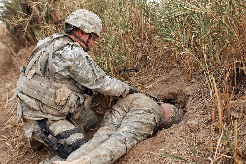 IA, CF Work Together to Clear Village Near Turki