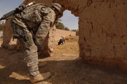 1-15 Inf. Regt. Soldiers make presence in Khanassa