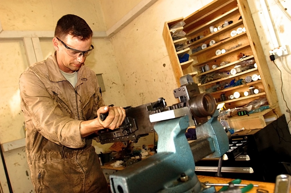 Keeping Hot Guns Firing: Artillery Mechanics Tackle New Systems to Keep Mission Going, More