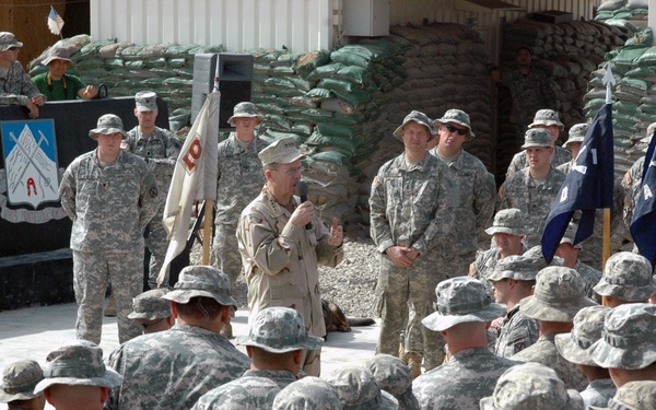 Chairman of the Joint Chiefs of Staff Visits Multi-National Division-North