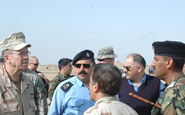 Chairman of the Joint Chiefs of Staff Visits Multi-National Division-North