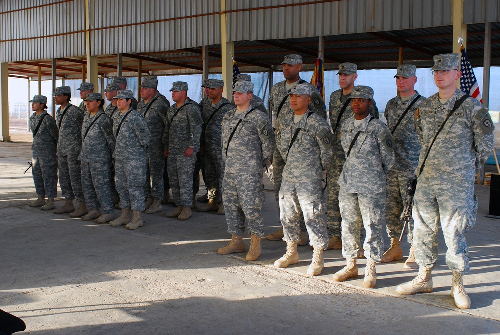 Soldiers Decide to Stay Army Strong