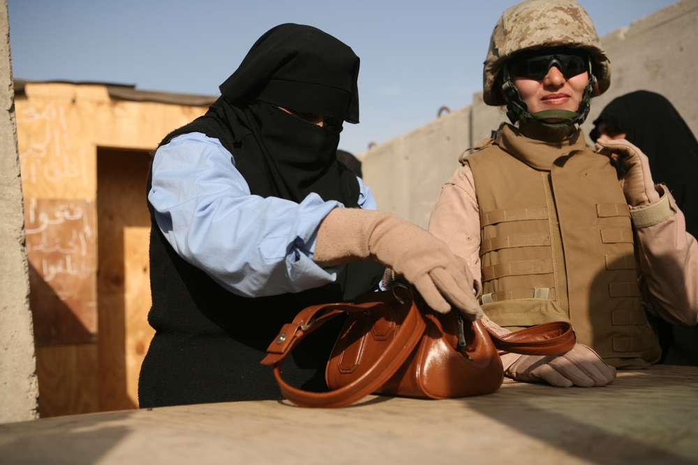 Sisters of Fallujah Help Protect City