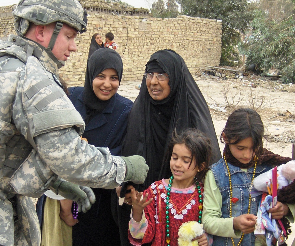 Louisiana Soldiers spread southern hospitality in Iraq