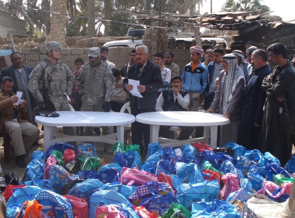 Coalition forces build ties in Hamiya