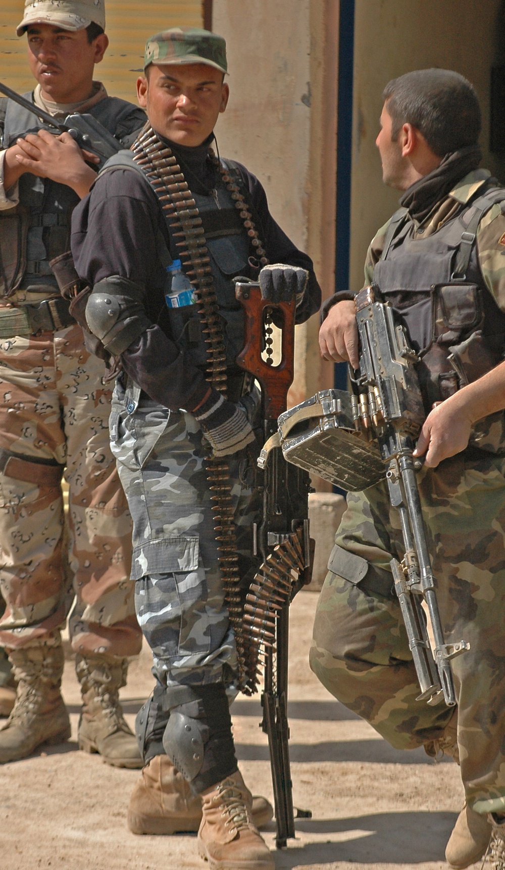 Scorpion Brigade searches Mosul