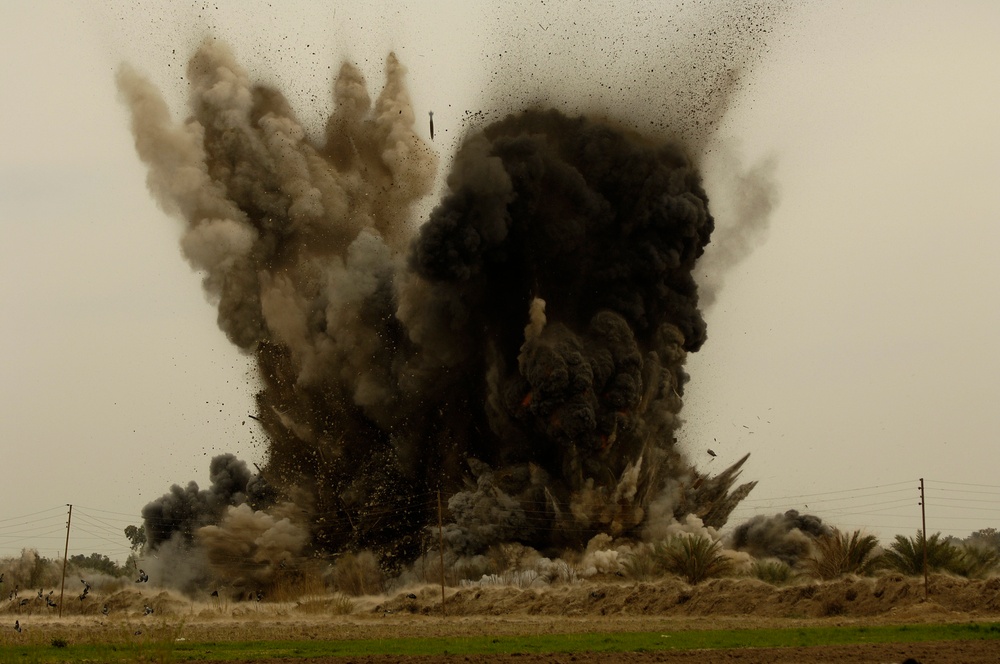 Air strike destroys torture house