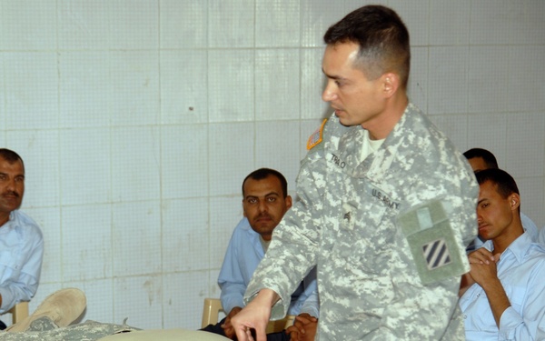 Jamia IPs learn life saving steps