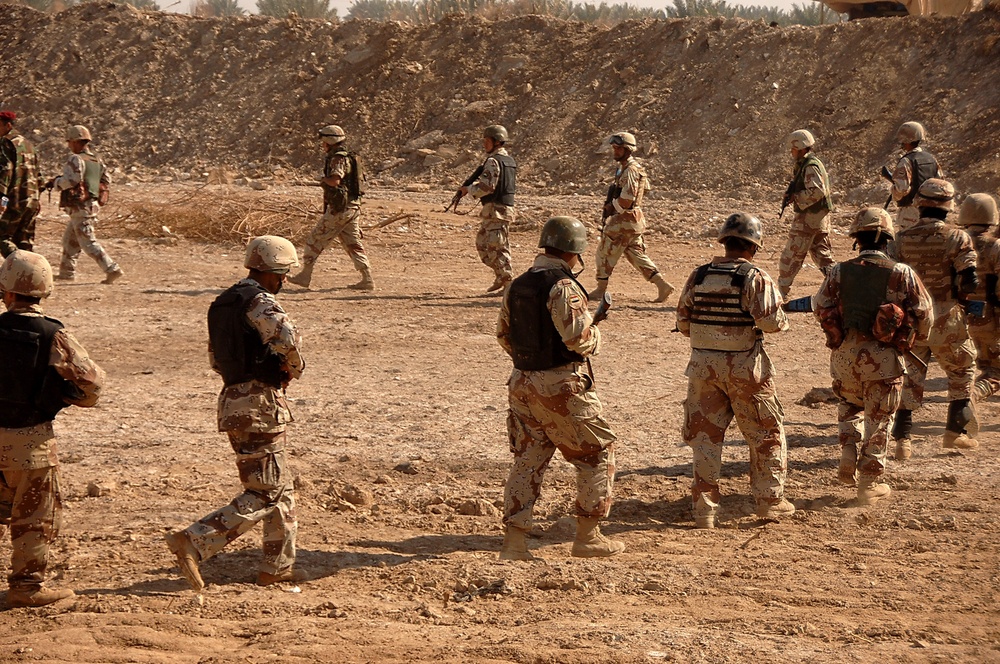 MiTT Training with Iraqi Army