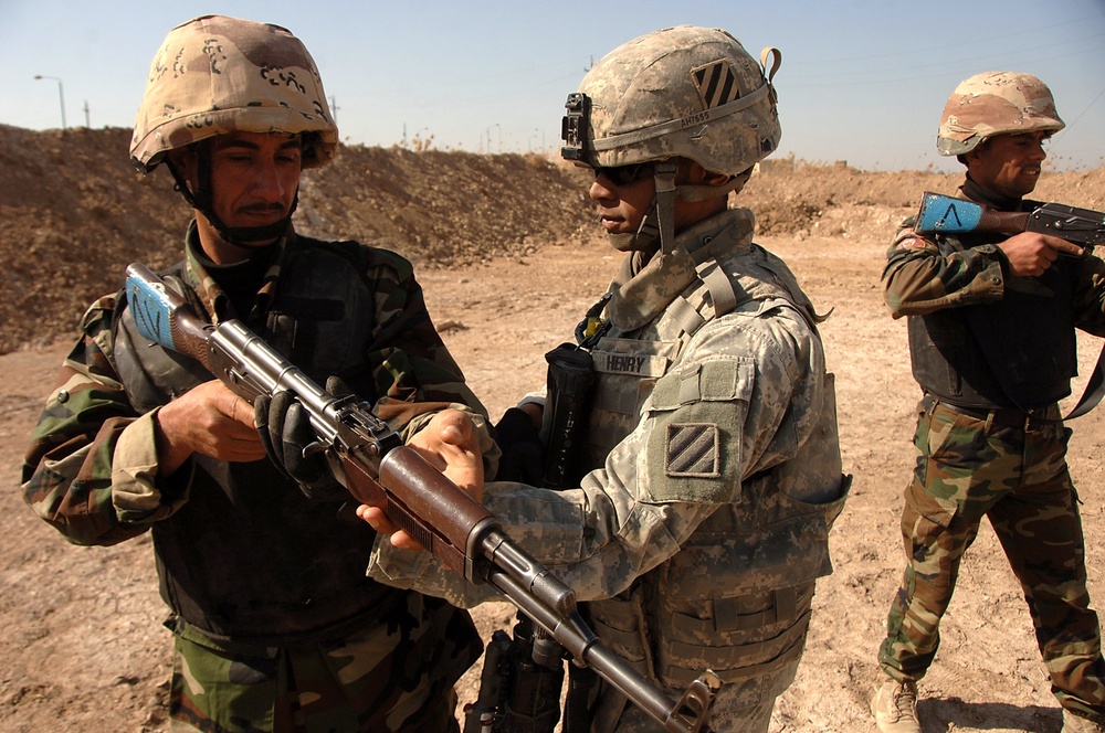 MiTT Training with Iraqi Army