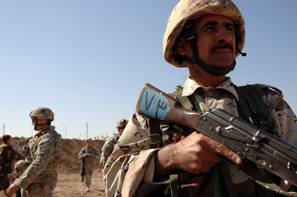 MiTT Training with Iraqi Army