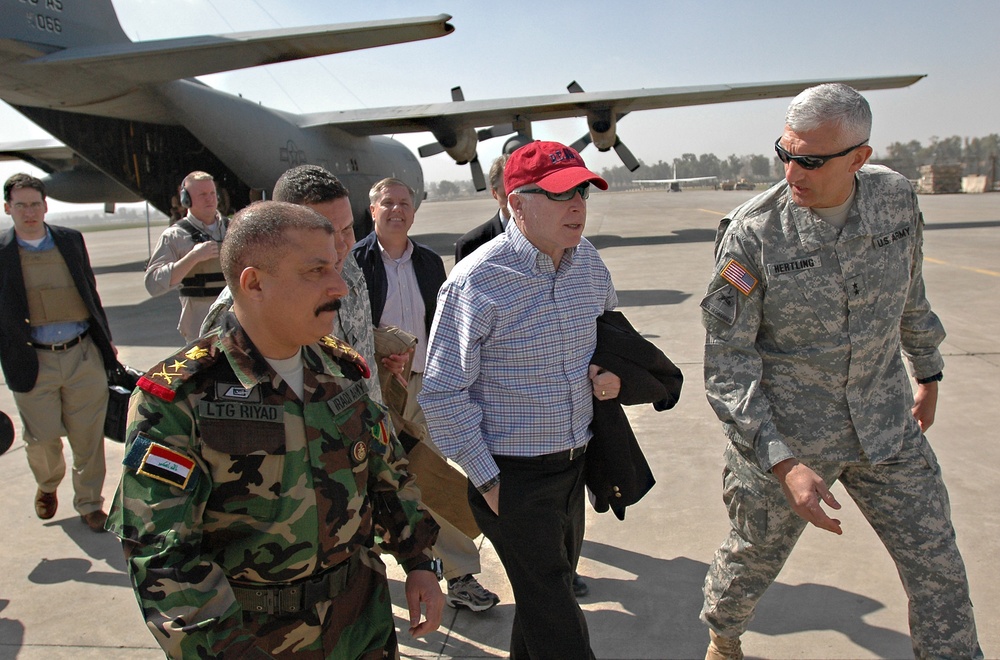 Senators John McCain and Lindsey Graham visit Mosul