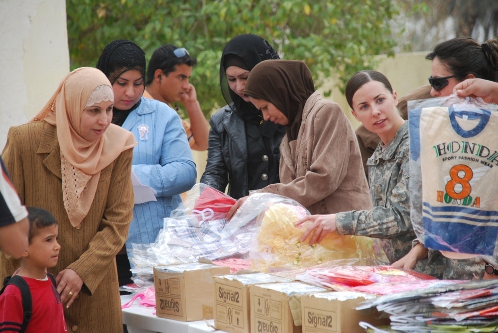 Adwaniyah's Needy Children Receive Clothing