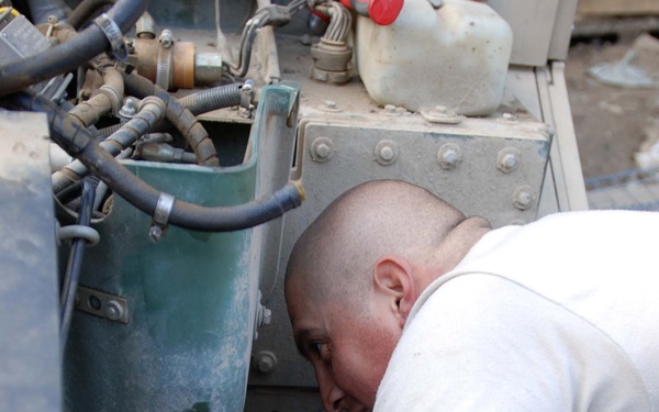 Mechanics battle Taliban, snow, terrain to keep vehicles working