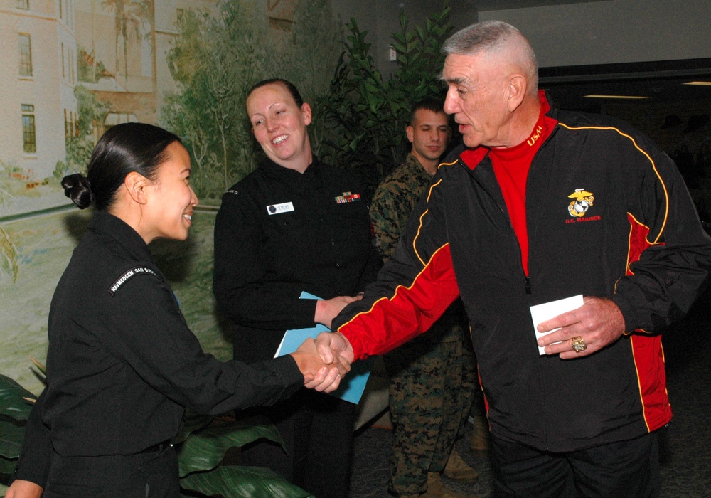 R. Lee Ermey Makes a Visit