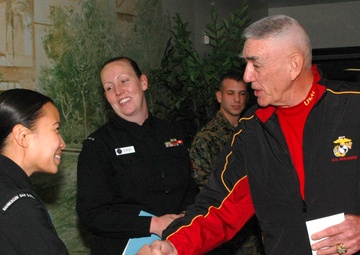 R. Lee Ermey Makes a Visit