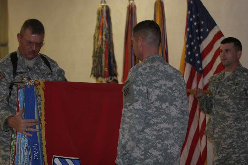 1st BCT cases colors, bids farewell to Ramadi