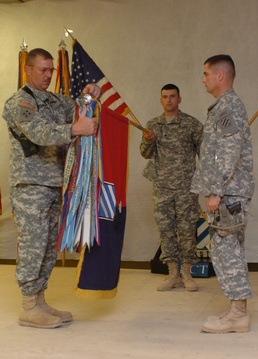1st BCT cases colors, bids farewell to Ramadi