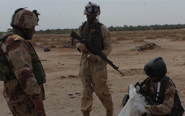 Soldiers follow insurgents' trail, secure city from harm