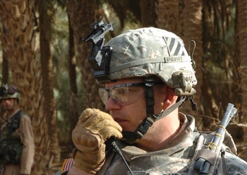 Soldiers follow insurgents' trail, secure city from harm