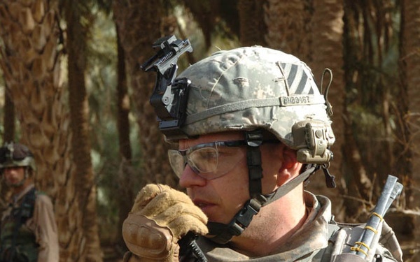 Soldiers follow insurgents' trail, secure city from harm