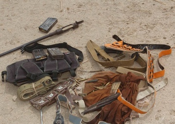 Soldiers follow insurgents' trail, secure city from harm