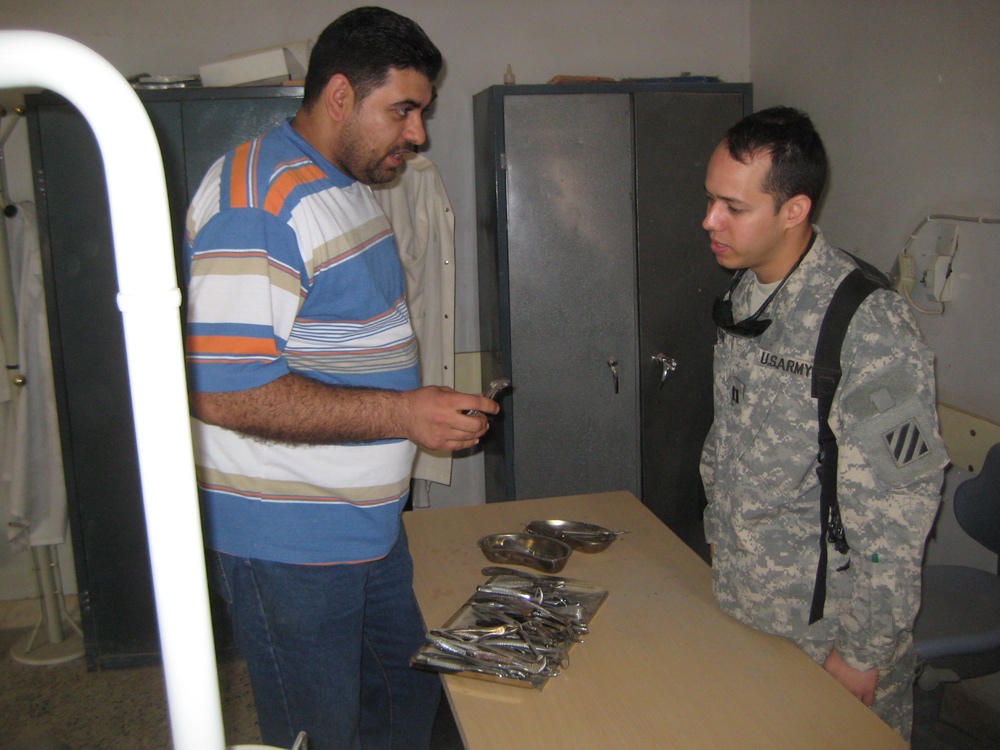 Hammer medics support local dentists in Narhwan