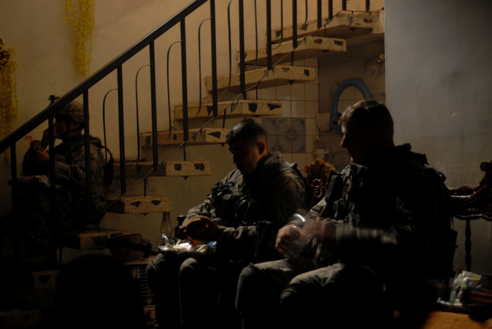 Soldiers Clear Weapon Cashes