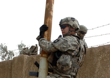 Tennessee native patrols western Baghdad neighborhood of Hurriyah