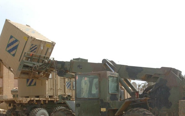 1st Brigade Combat Team leaves Ramadi, goes home