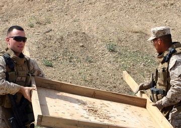 Marines help Iraqi Border Police gain ground