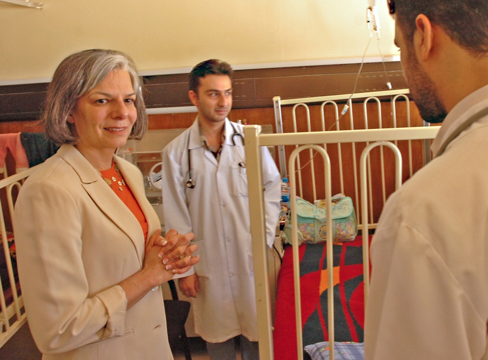 Director of the Centers for Disease Control visits Tikrit