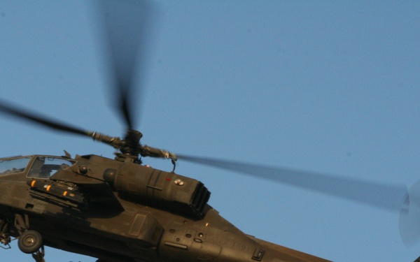 Gunfighter Pilots Awarded Air Medals