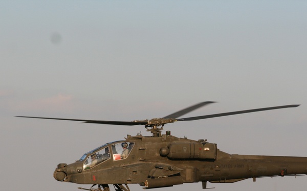 Gunfighter Pilots Awarded Air Medals