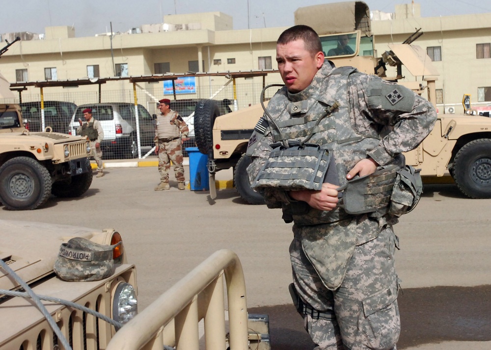 Soldiers gain first impressions of new protective vests