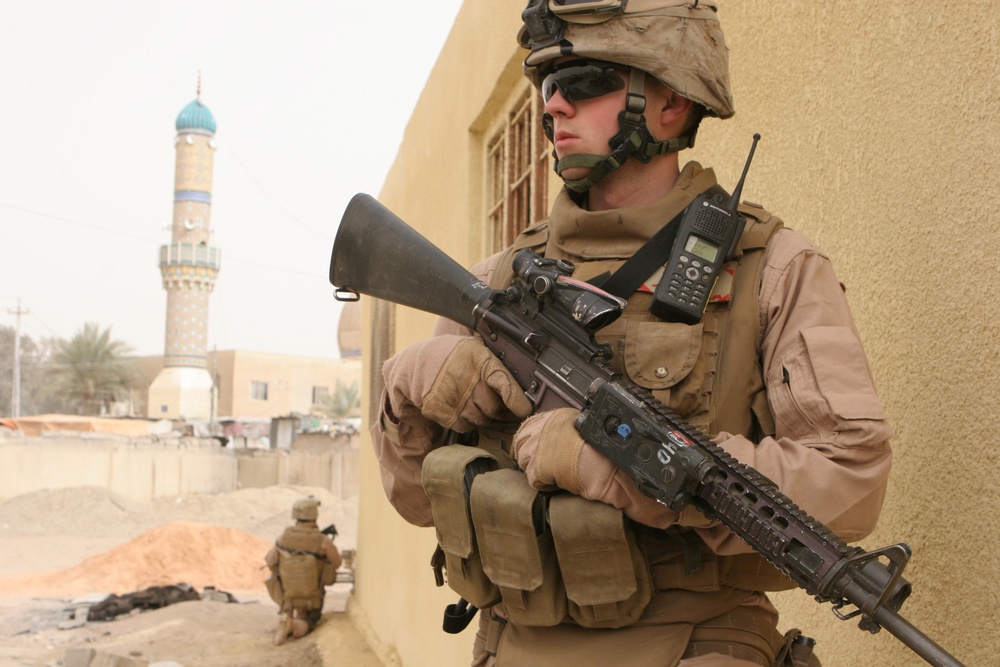 Marines Patrol Al Fallujah