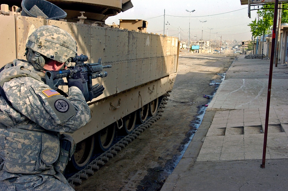 3rd Armored Cav. Regiment constructs combat outpost, Mosul