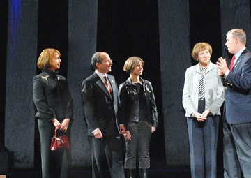 America Supports You: Circus Celebrates Relationship with Military