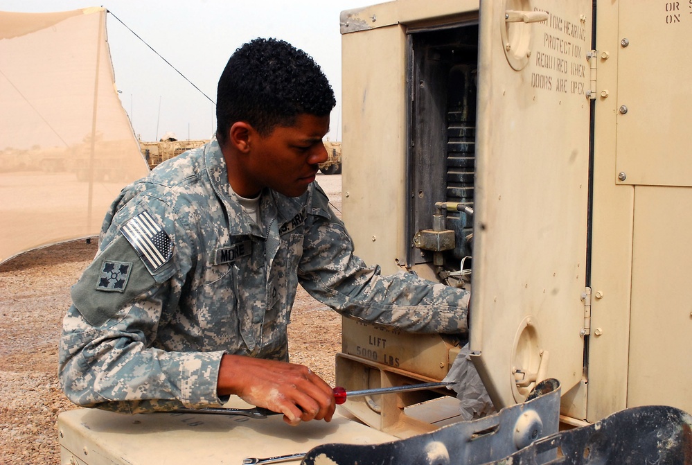 4th Infantry Division 'Phoenix' Soldiers at work