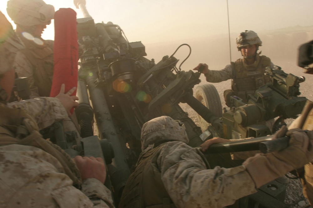 5/10 Marines bring pain by steel rain