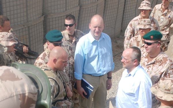 Lithuanian MoD visits troops at Delta