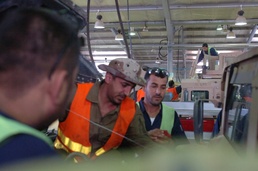 U.S. Army transfers Humvees to ISF