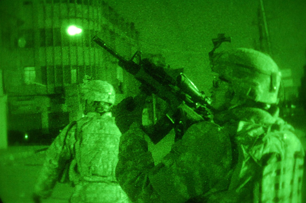 Daily mission doesn't end with setting sun for 5-25 FA Soldiers