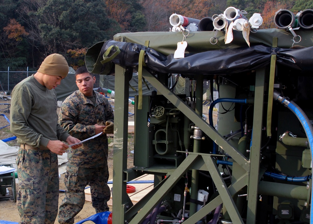 U.S. Marines Set Up a Tactical Water Purification System