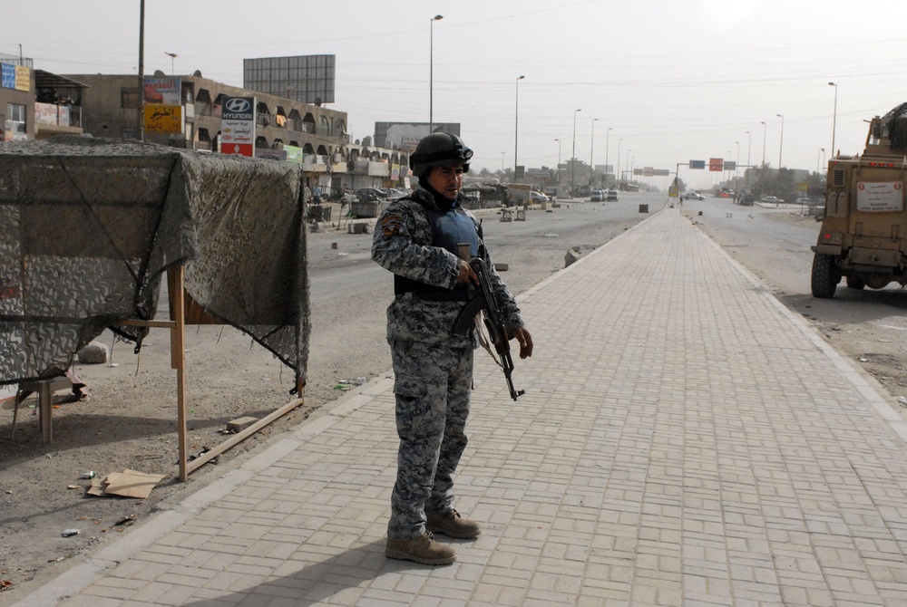 Iraqi security forces stand tall in wake of increased attacks
