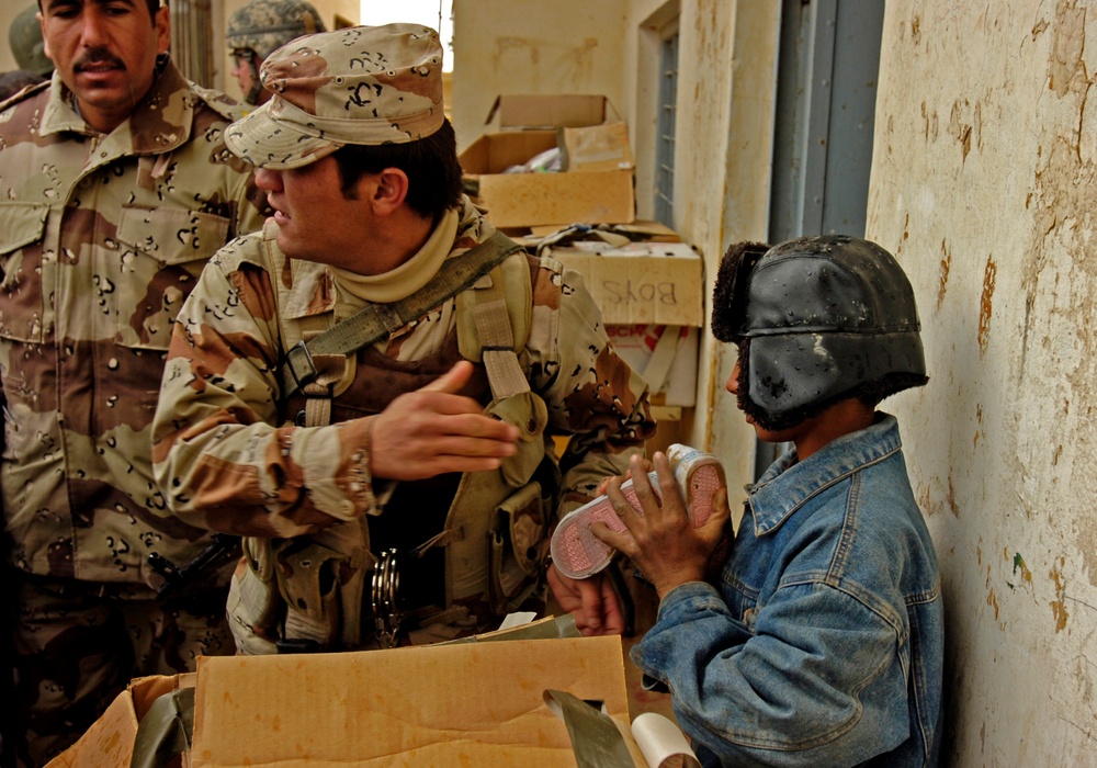 Wheelbarrows to wheelchairs: Iraqi Army, local doctors and Soldiers provide medical care