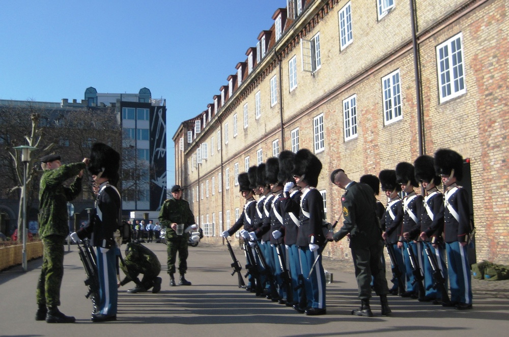 Gates Thanks Danes for Commitment, Sacrifices