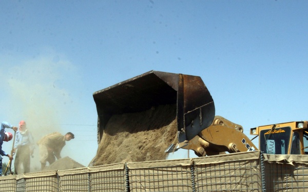 Hawaii Marines construct improved security for IP station