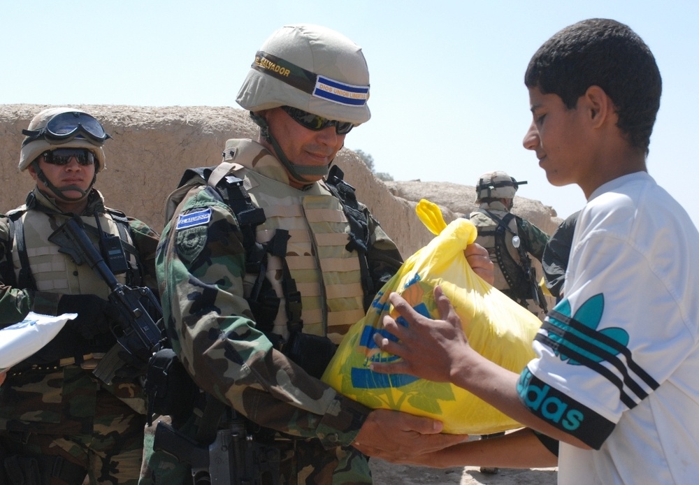 Humanitarian aid continues in Wasit